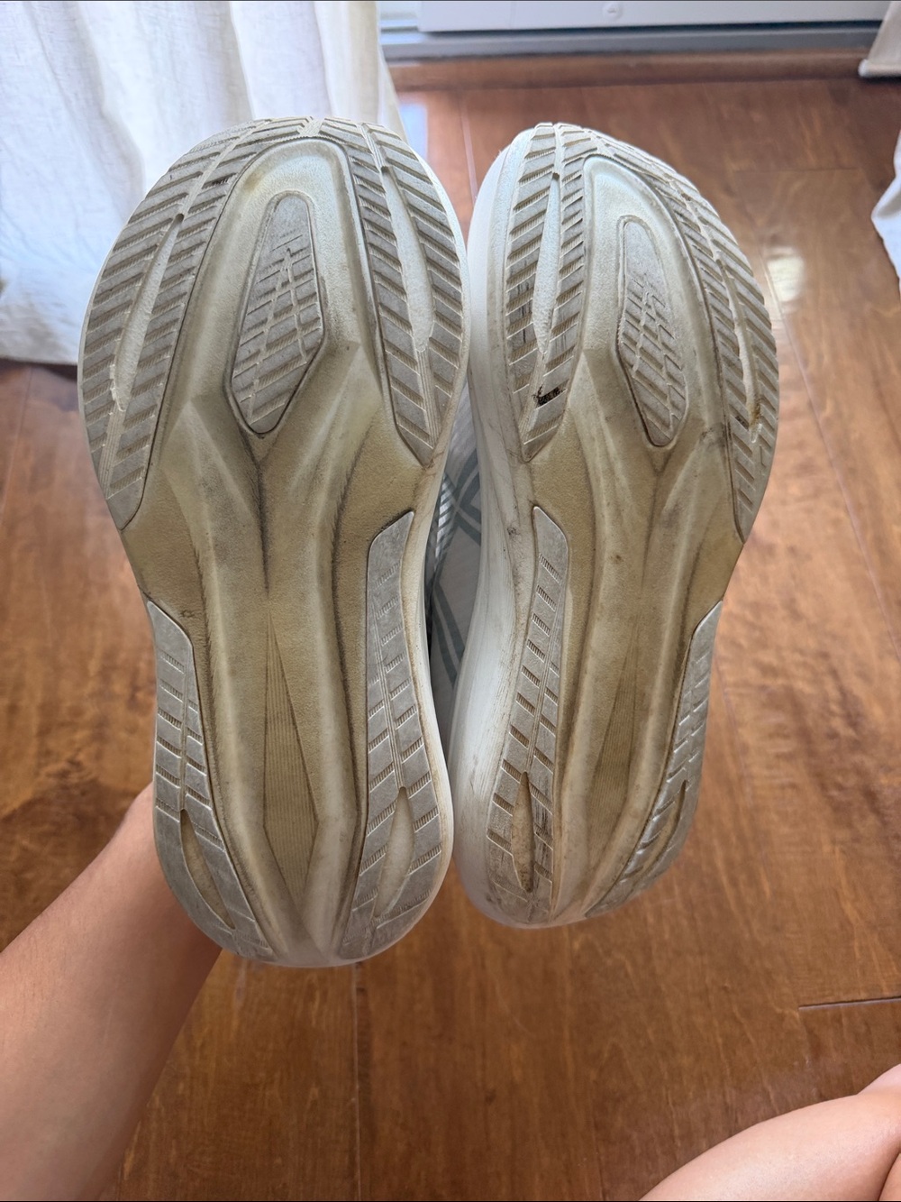 ASICS Megablast - Picture 3 of 5